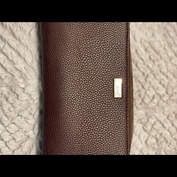 Leather wallet - Picture 2 of 3